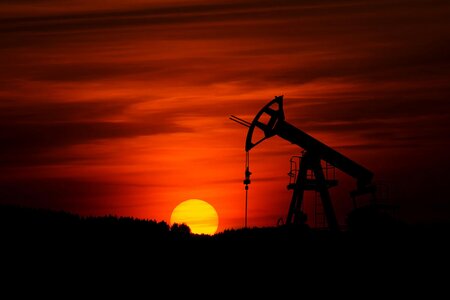 EU Agrees Permanent Ban on Russian Gas Imports and Sets Timeline for Oil Phaseout
