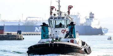 Port of Tyne Invests in UK’s First Electric Foiling Tug Boat