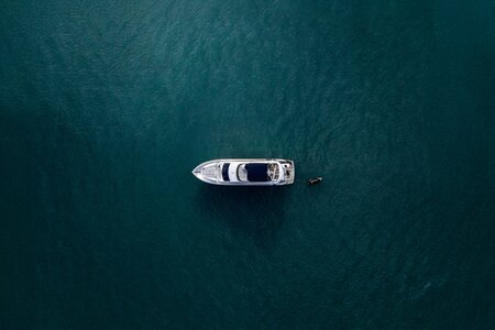 Marshall Islands Issues Advisory Safety Measures for Yacht Crews to Combat Fatal Falls
